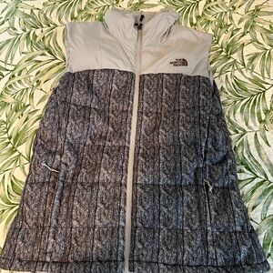 The North Face Nuptse 700 Goose Down Cable knit design Vest, Large
